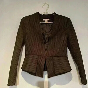 H&M  black fitted cropped blazer